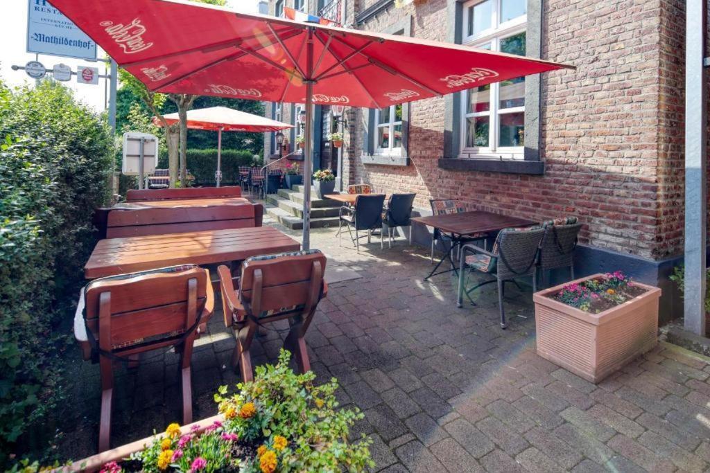 Hotel Restaurant Mathildenhof Pulheim Kültér fotó